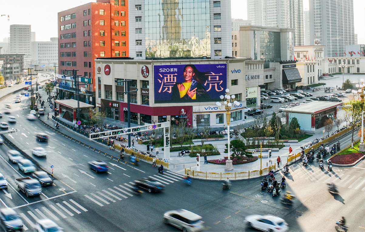太原迎泽大街大南门地标LED屏推荐 太原迎泽大街大南门地标LED屏推荐